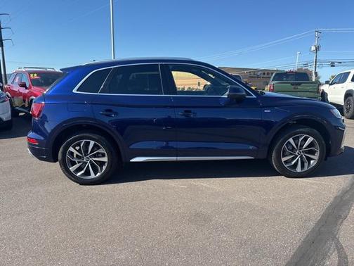 2022 Audi Q5 45 S line Premium