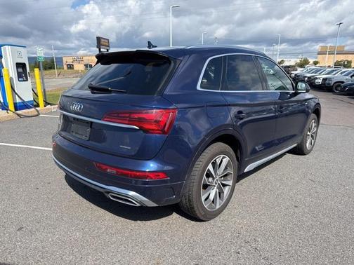 2022 Audi Q5 45 S line Premium