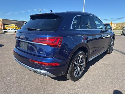 2022 Audi Q5 45 S line Premium