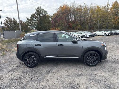 Gun Metallic 2026 Nissan Kicks SR