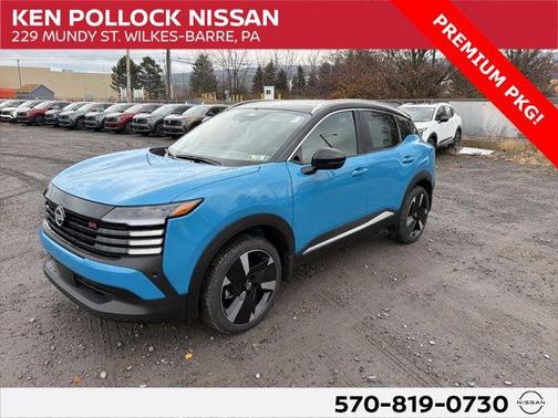 Arctic Ice Blue Metallic/Super Black 2026 Nissan Kicks SR