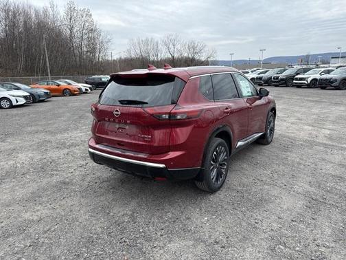 2025 Nissan Rogue Platinum