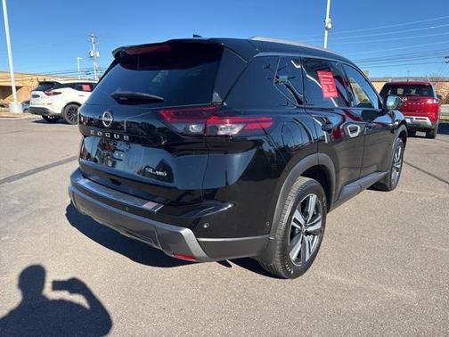 2024 Nissan Rogue SL