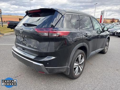 2024 Nissan Rogue SL