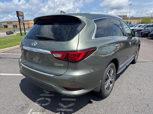 2017 INFINITI QX60 Base