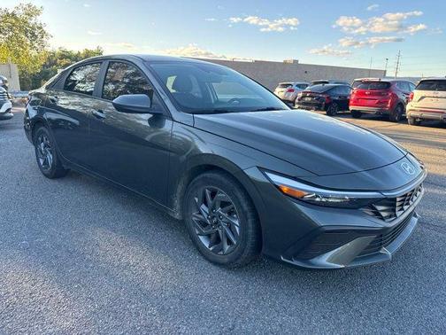 Amazon Gray 2024 Hyundai ELANTRA SEL