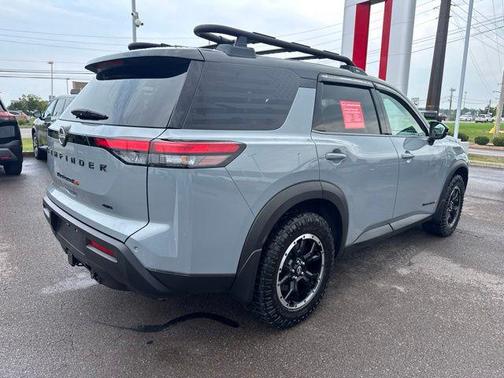 Solid Gray/Super Black 2024 Nissan Pathfinder Rock Creek 4WD