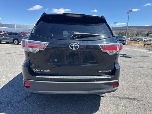 2016 Toyota Highlander Limited