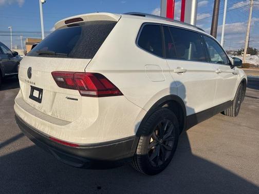 2022 Volkswagen Tiguan 2.0T SE 4MOTION