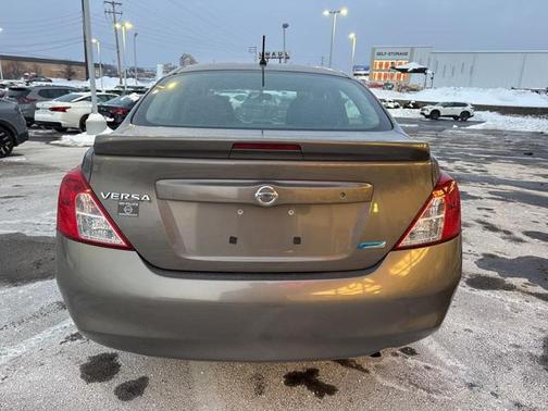 2013 Nissan Versa 1.6 S+