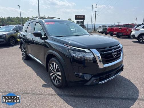2022 Nissan Pathfinder Platinum 4WD