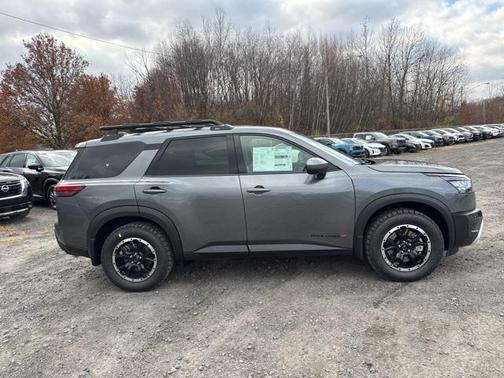2025 Nissan Pathfinder Rock Creek 4WD