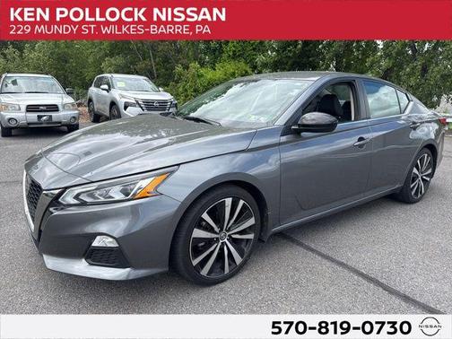 Gun Metallic 2019 Nissan Altima 2.5 SR