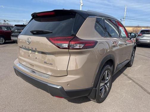 2025 Nissan Rogue SL