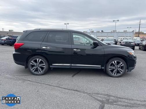 2019 Nissan Pathfinder Platinum