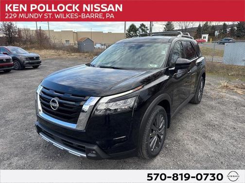 2025 Nissan Pathfinder SL 4WD