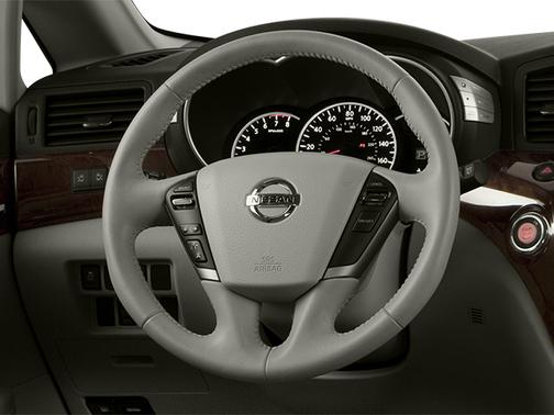 Gun Metallic 2014 Nissan Quest LE