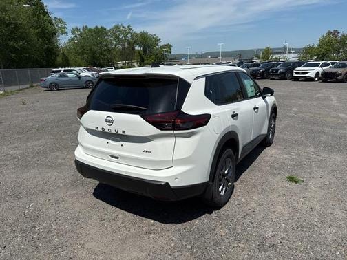 2025 Nissan Rogue S