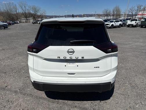 2025 Nissan Rogue S