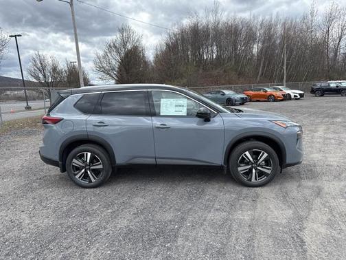 2025 Nissan Rogue SL