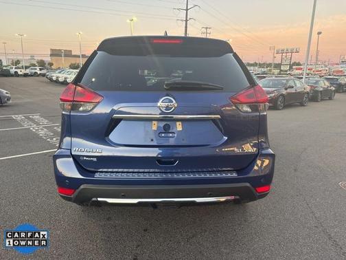 2020 Nissan Rogue SL