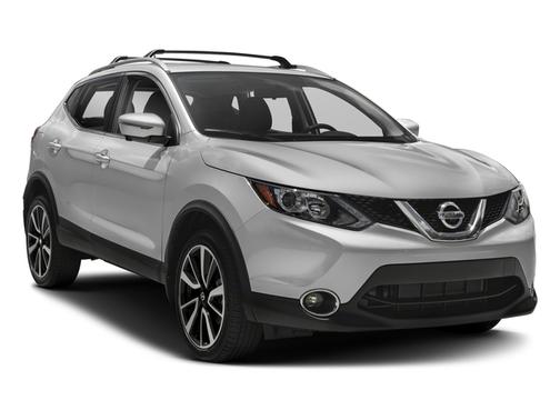 Gun Metallic 2017 Nissan Rogue Sport SL
