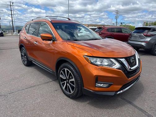 Monarch Orange Metallic 2020 Nissan Rogue SL