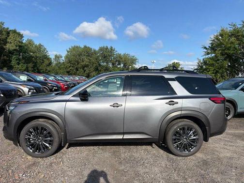 Gun Metallic 2026 Nissan Pathfinder SL