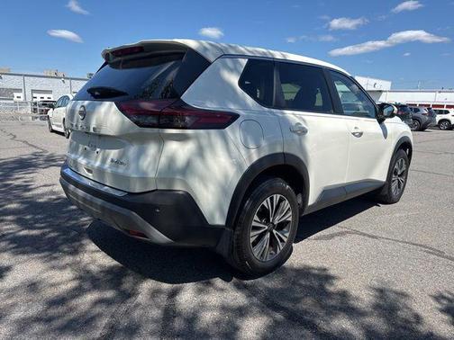 Pearl White Tricoat 2023 Nissan Rogue SV