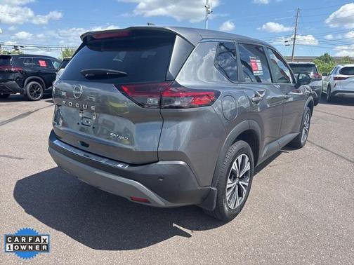 2022 Nissan Rogue SV