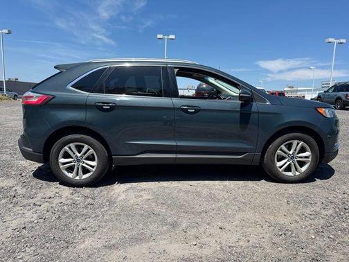 Sea Green 2019 Ford Edge SEL