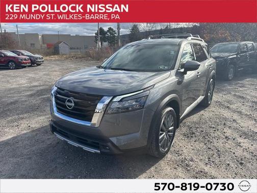 2025 Nissan Pathfinder SL 4WD