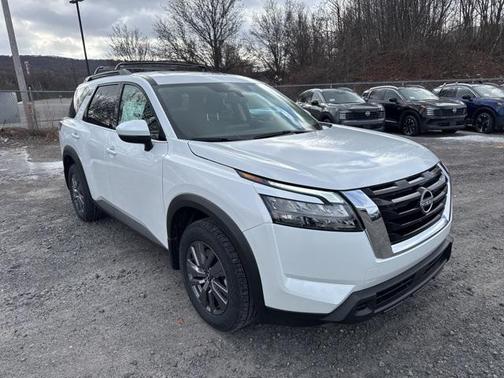 2025 Nissan Pathfinder SV 4WD