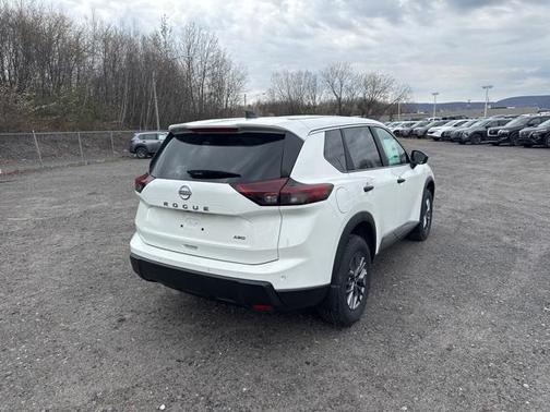 2025 Nissan Rogue S