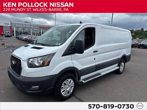 Oxford White 2025 Ford Transit-250 Base
