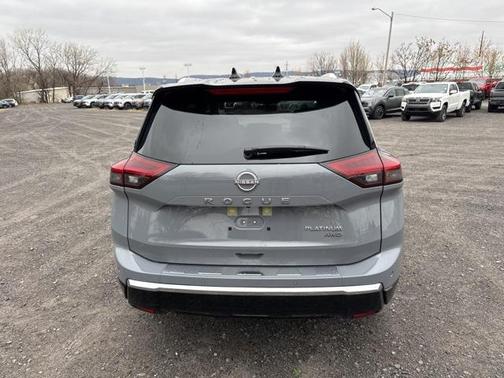 2025 Nissan Rogue Platinum