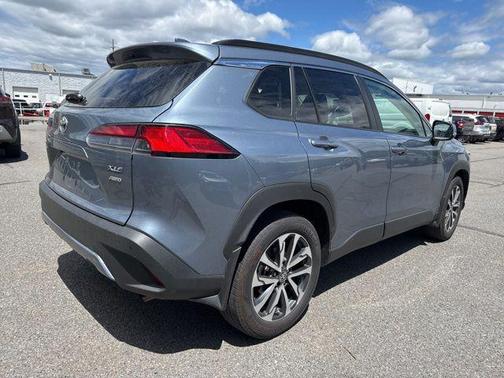 Celestite 2024 Toyota Corolla Cross XLE