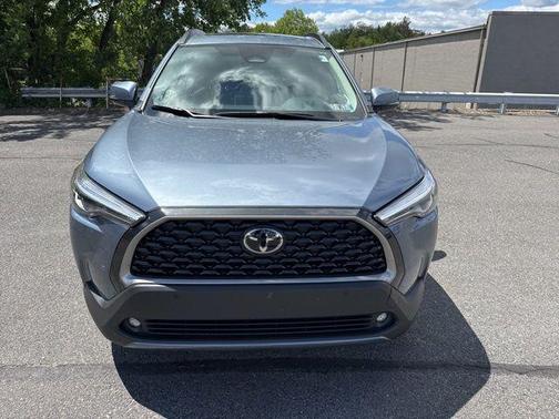 Celestite 2024 Toyota Corolla Cross XLE