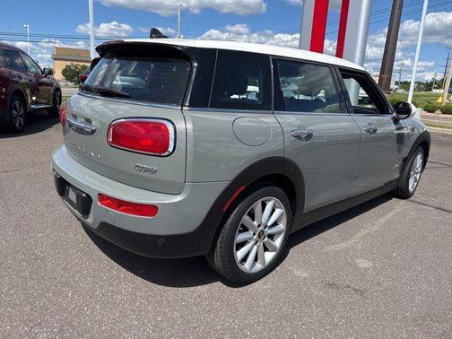 Moonwalk Gray Metallic 2019 MINI Clubman Cooper ALL4