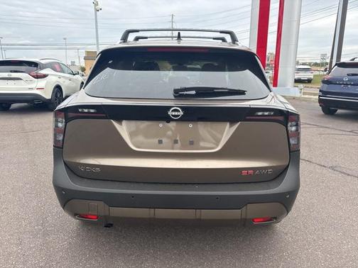 2026 Nissan Kicks SR