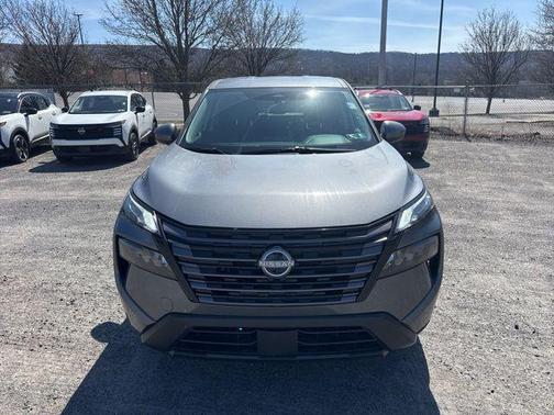 Gun Metallic 2026 Nissan Rogue SV