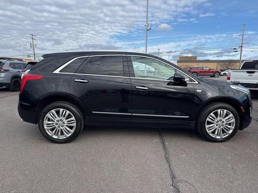 2018 Cadillac XT5 Premium Luxury