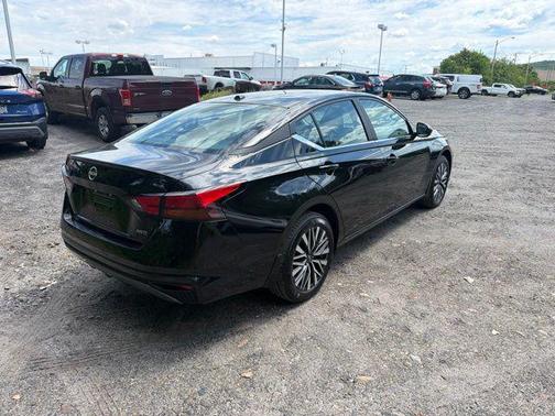 Super Black 2026 Nissan Altima 2.5 SV