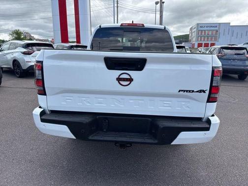 Glacier White 2024 Nissan Frontier PRO-4X