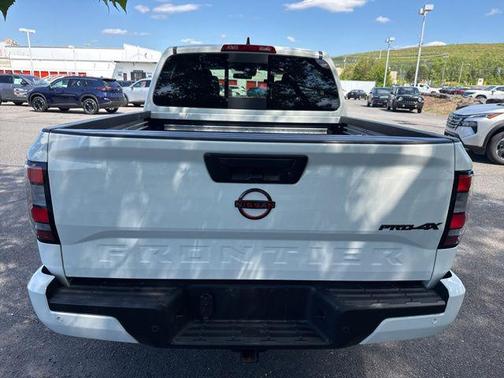 Glacier White 2024 Nissan Frontier PRO-4X