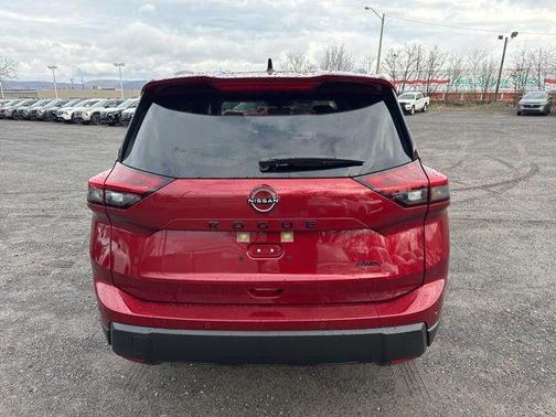 Scarlet Ember Tintcoat 2026 Nissan Rogue Dark Armor