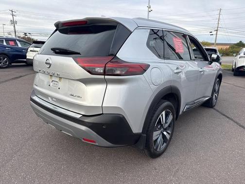 2021 Nissan Rogue SL