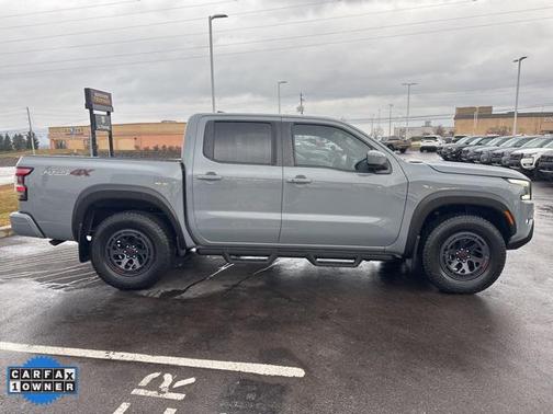 2022 Nissan Frontier PRO-4X