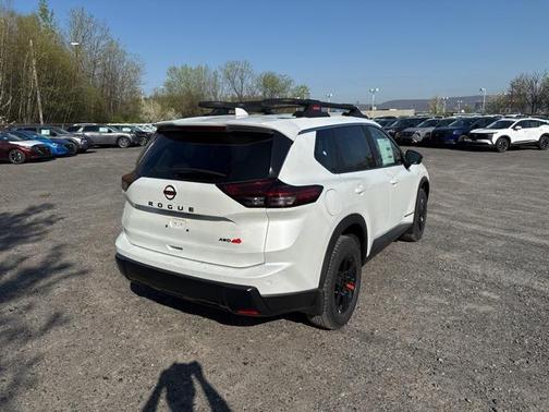 2025 Nissan Rogue Rock Creek