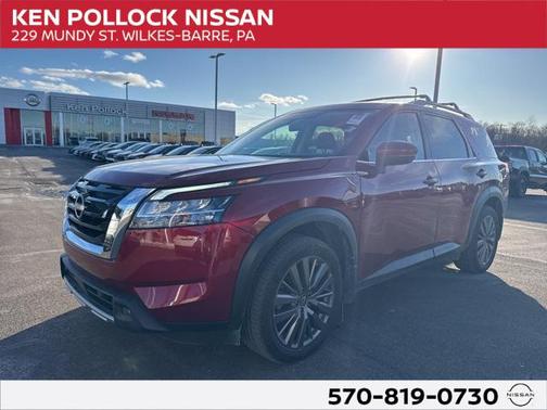 2023 Nissan Pathfinder SL 4WD